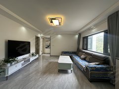 凉山西昌城南海河 风情园 3居室 精装修 好停车 采光好 家具家电齐全出租房源真实图片