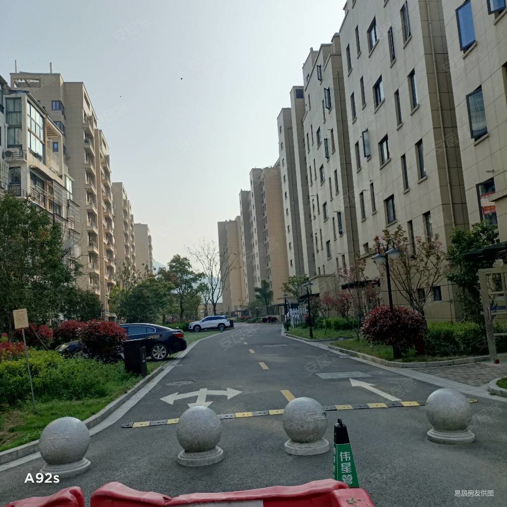 泰和馨苑三室两厅两卫,125平172万,泰和馨苑二手房,172万,3室2厅,2卫,