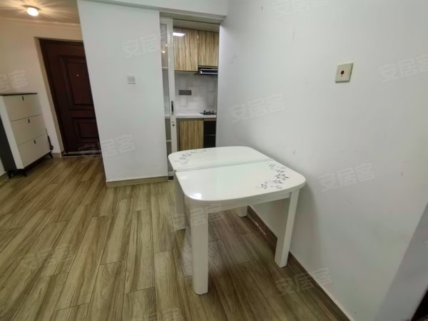 【多图】靖轩豪苑,黄贝岭租房,车位充足,次新小区,靖轩豪苑,精装两房