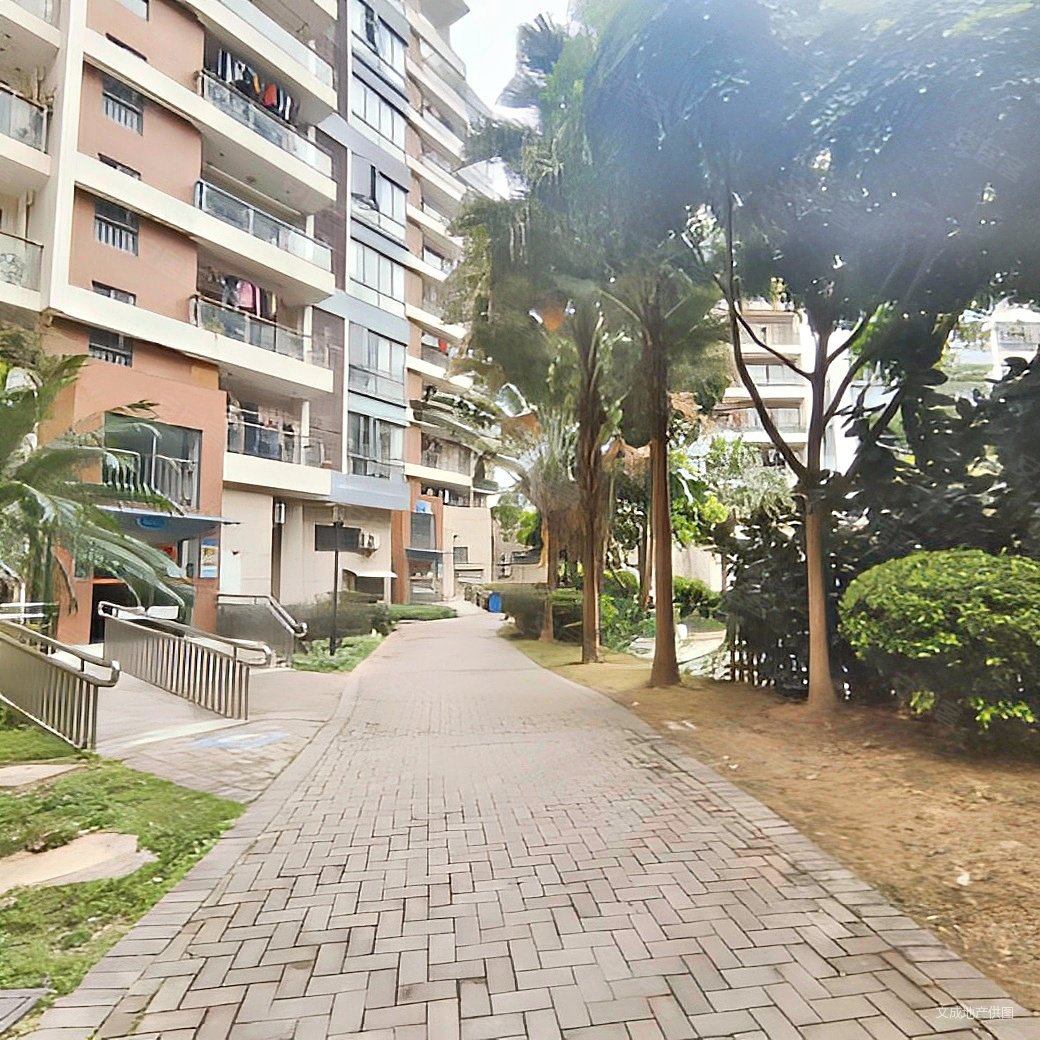 南城车站旁丰盛名苑高层朝南精装三房业主自住保养好