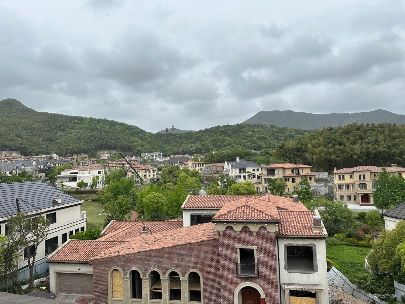 开元九龙湖畔(别墅)8室4厅6卫888㎡东1249万