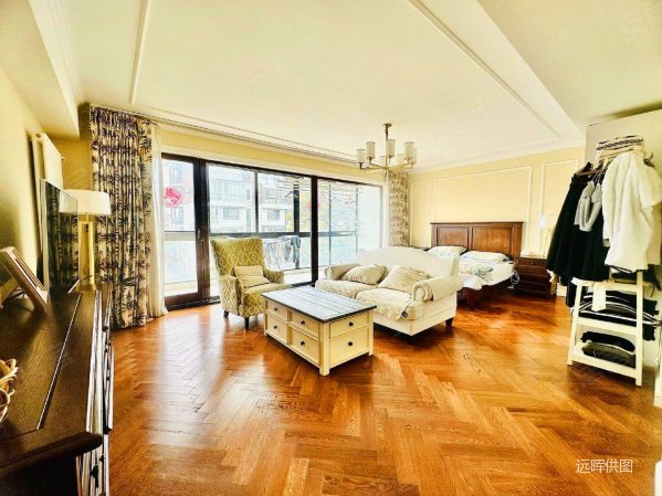 新上鲁信未央花园带百平方正庭院墅级挑空复式洋房有车位