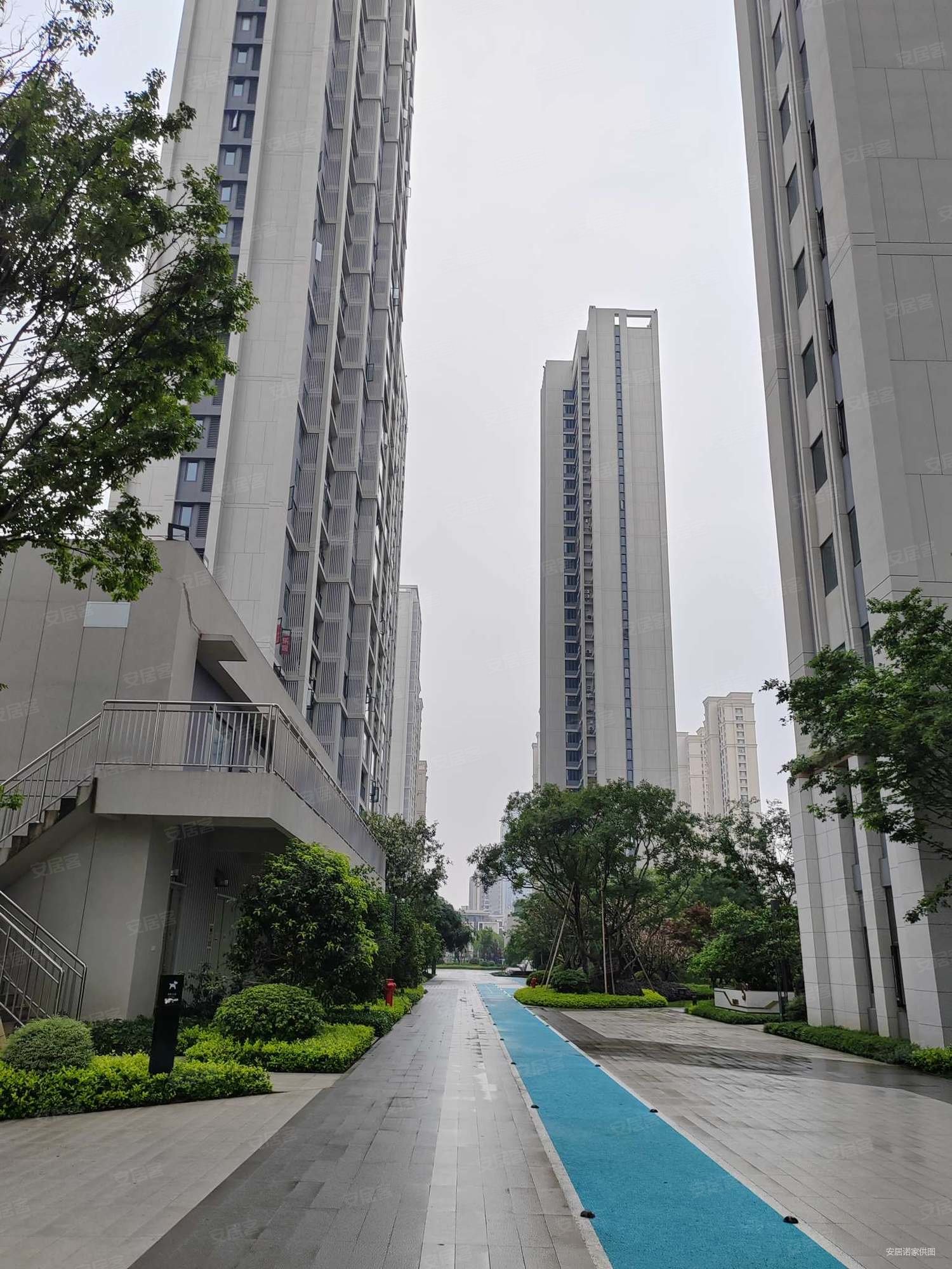 福州房产网>福州二手房>福清二手房>音西二手房>金辉中央铭著>1500