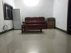 来宾兴宾兴宾城区福鑫苑2房，750一个月出租房源真实图片