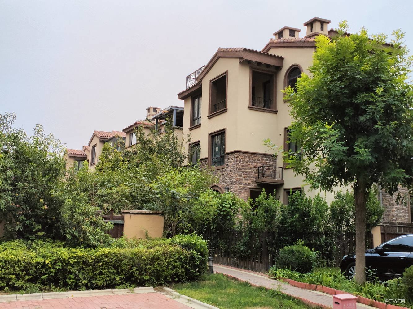 北京东大厂潮白河孔雀城联排别墅南北院子带地下室露台阳台省税费