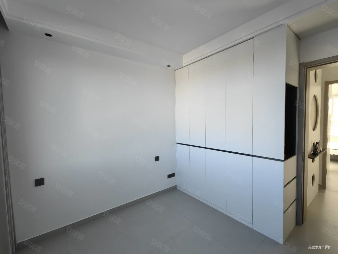 翰景苑3室2厅2卫124㎡南北69.8万