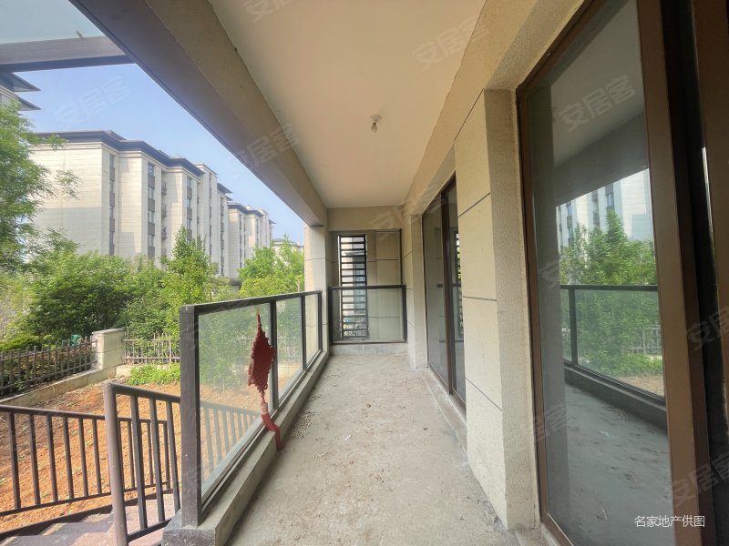 孟津新区东方府 洋房上下两层复式 前后花园 税满二 品质小区