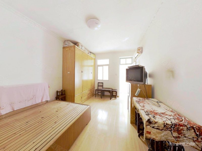 樱铁村小区密度低医疗配套成熟中间楼层满五正南朝向