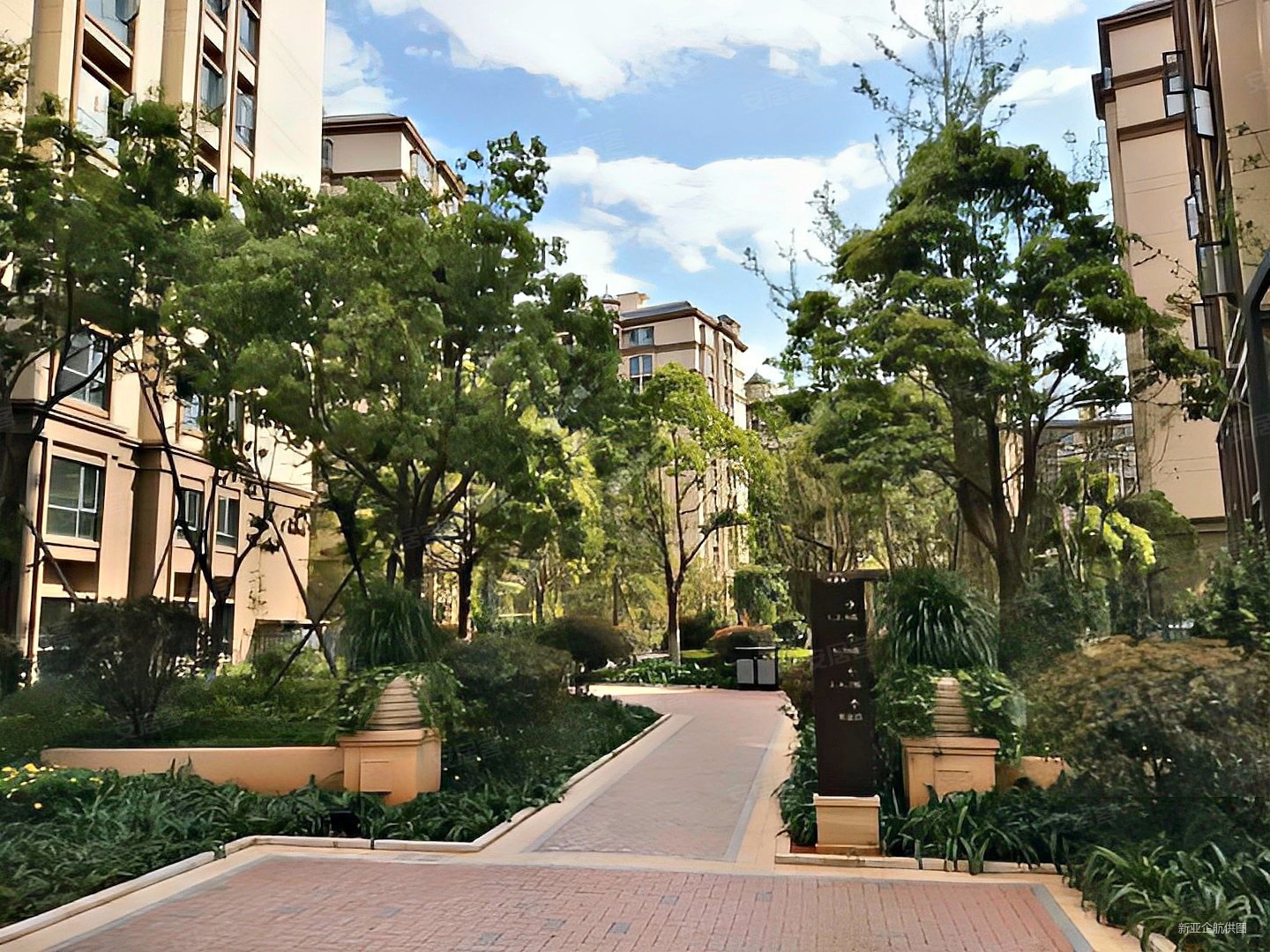 低于市场20万广福路同仁医院旁双河湾博雅苑4房性价比高