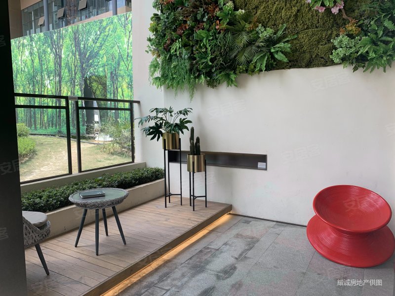 天府二街丨精装六米复式(带20平私人花园)通气民用~随时看房