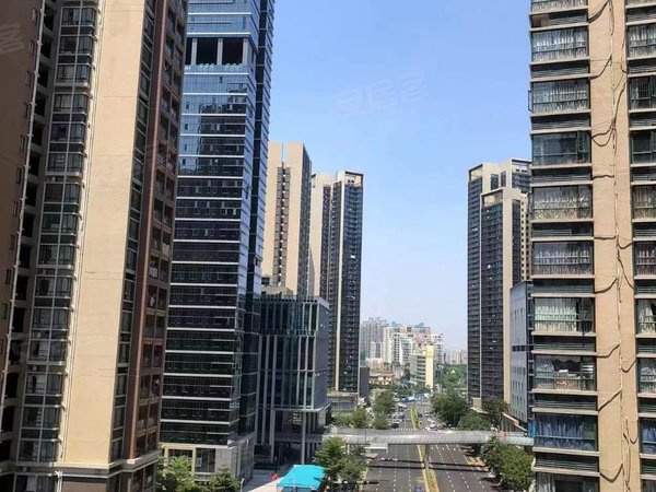 深圳宝安沙井万科星城(商住楼)实图实价,地下月卡车位)沙井上星学校旁