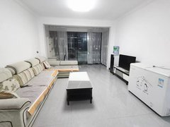 河池宜州宜州城区领秀华城小区,停车免费,电梯三房两厅两卫,精装修,领包入住!出租房源真实图片