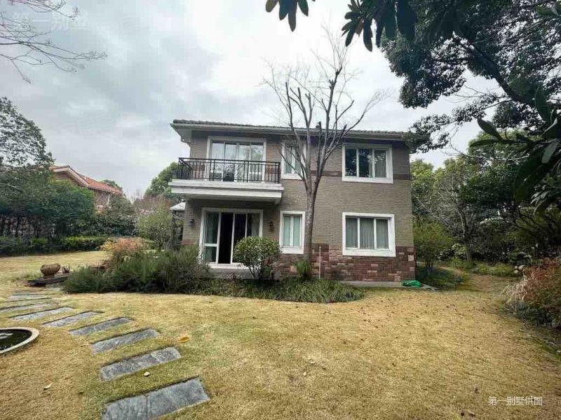 佘山银湖别墅 中间好楼层 低密宜居 满五 正规商品房