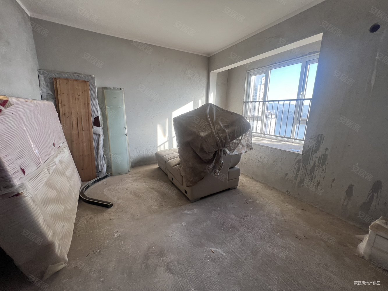 中冶黄石公园3室2厅2卫134.41㎡南北68万