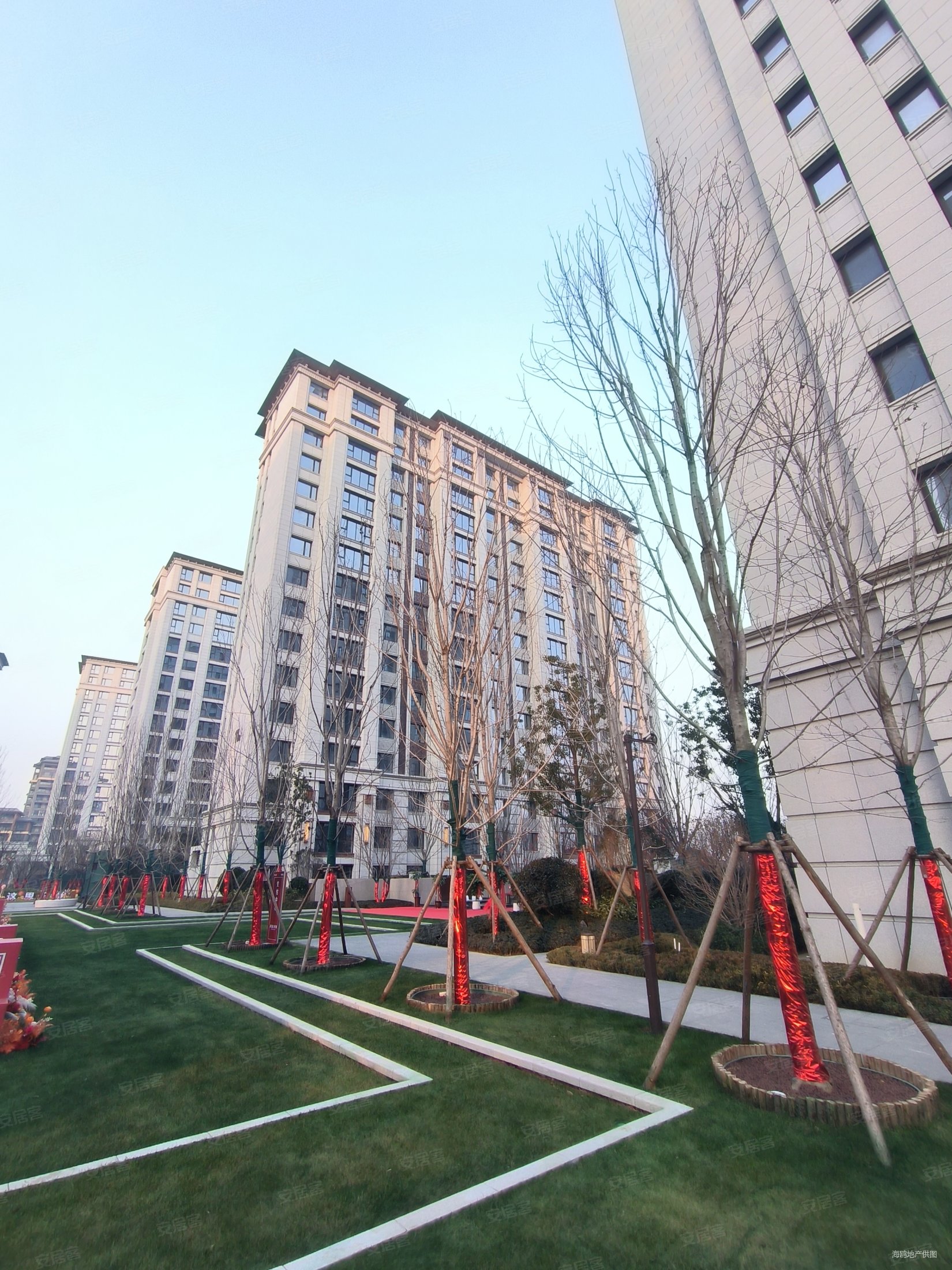 龙居华府4室2厅2卫122.26㎡南北218万