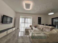 雅安名山名山城区精装修,家具家电齐全,随时看房出租房源真实图片