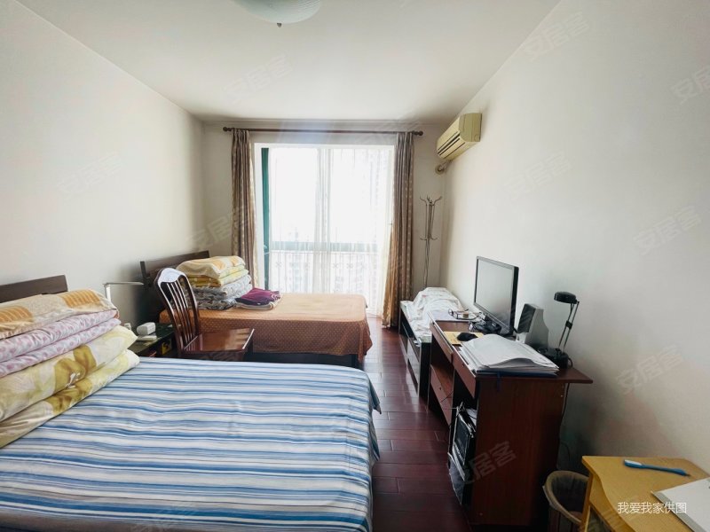 新出高区三房,全网shou发,老业主委托,外司没有诚意出售,,虹桥馨苑