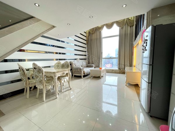 广州越秀北京路金润铂宫北京路地铁 金润铂宫复式一房一厅62方 领包