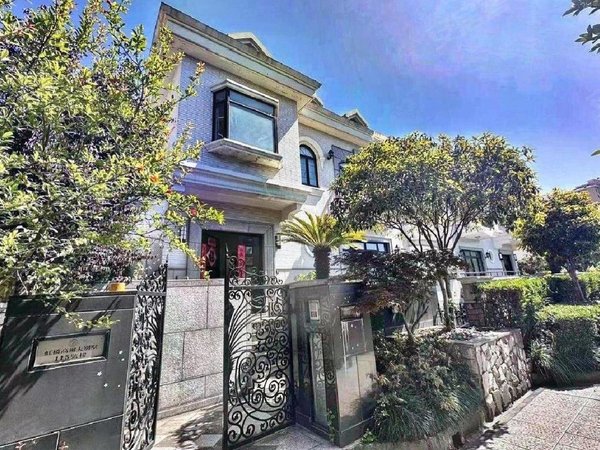 上海闵行金虹桥虹桥高尔夫别墅虹桥高尔夫独栋别墅本人实拍真实在租