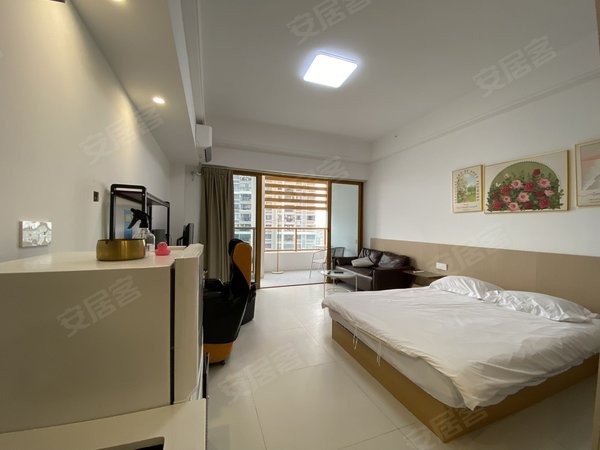 江门蓬江义乌广场岭南印象双龙地段，岭南印象公寓，11楼，有阳台，温馨装修，家电齐全，出租房源真实图片