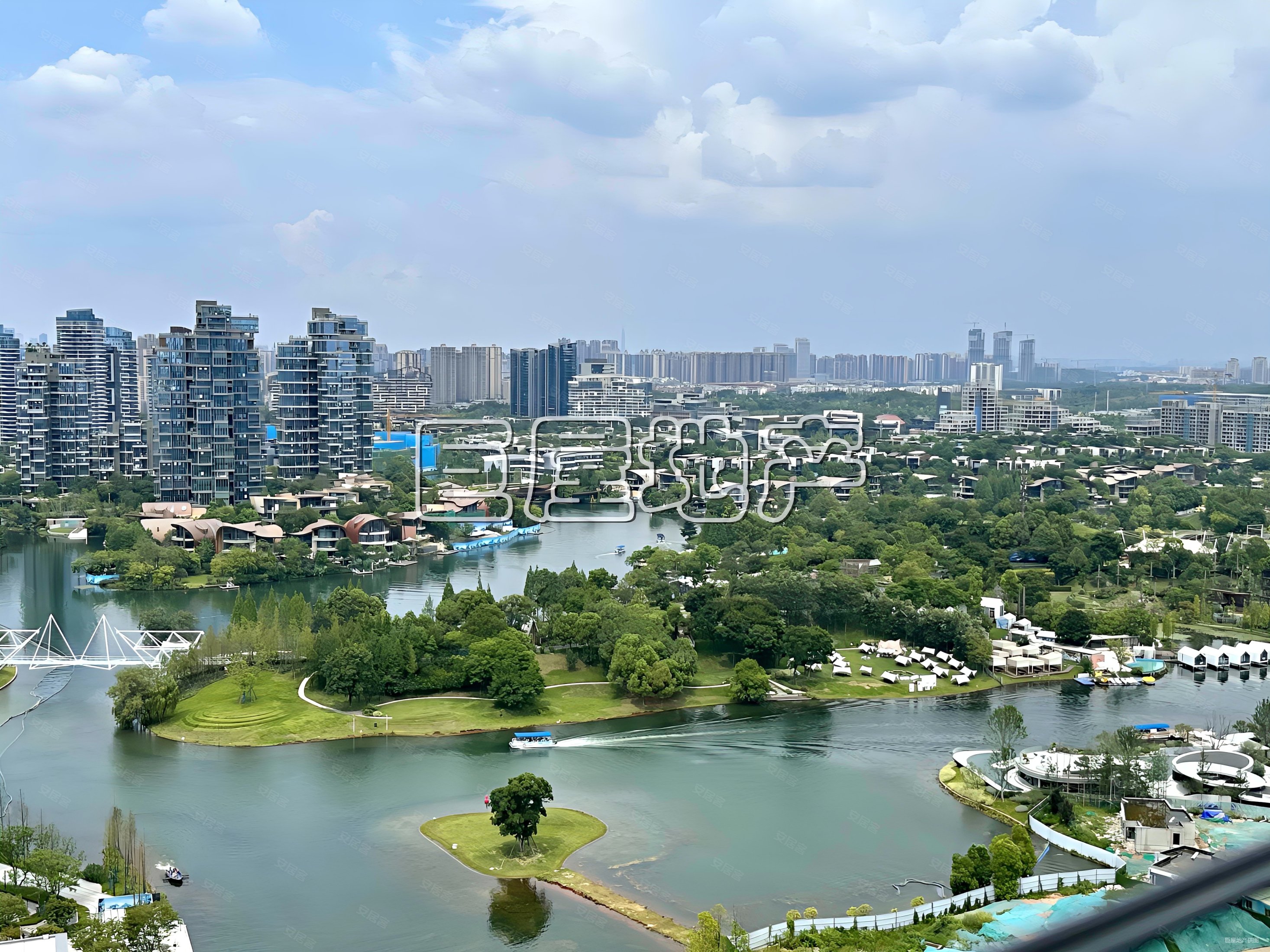 麓湖生态城汀院4室2厅3卫193.3㎡南北1040万