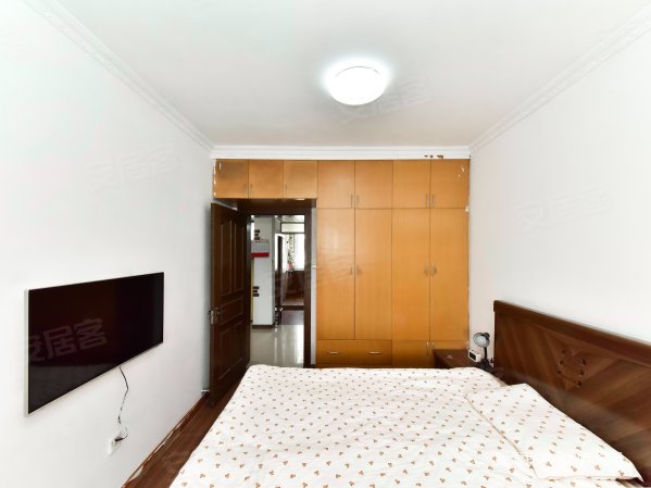 桐馨苑 南北通透 正规商品房 高楼层视野好 临地铁 购物方便