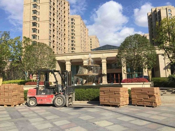 上海浦东唐镇浦发罗兰翡丽浦发罗兰翡丽 3室2厅2卫 精装修 97平 南北