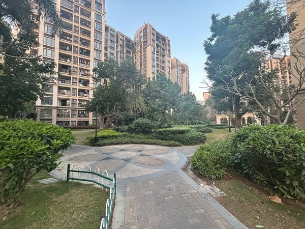 【多图】万科金色领域,福永租房,万科金色领域精装四房空房出租 南北