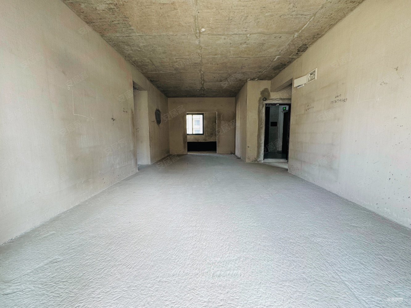 四季贵州椿棠府一期4室2厅2卫145.5㎡南北90万