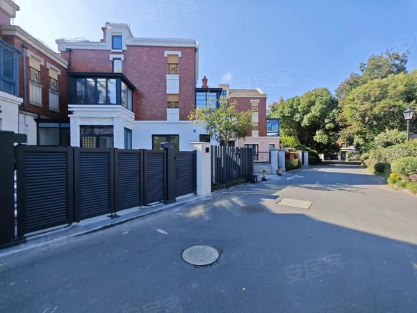 上海宝山顾村保利叶上海(二期别墅)立体空间感十足丨 新出边套联排丨