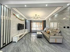 喀什喀什市喀什城区紧邻万达商城,高档小区,家具家电齐全,拎包入住,配空调出租房源真实图片