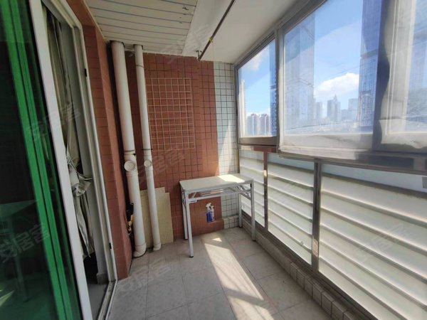 深圳南山南油金晖大厦金晖大厦 2室1厅1卫 精装 76平 家私齐全 看房