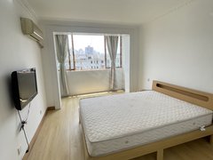 上海普陀光新管弄二街坊,近地铁岚皋路站,看房随时,拎包入住,可办居住证。出租房源真实图片