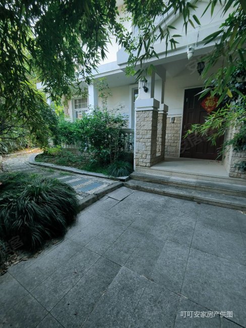 金燕半岛花园(别墅) 产权清晰 低密度社区 精装修 环境优美