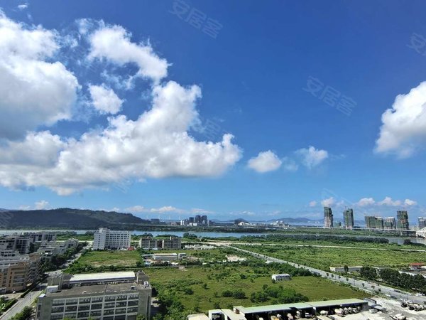 珠海横琴湾仔中邦浪琴湾中邦浪琴湾 2室2厅1卫 1900.