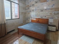 河池金城江金城江城区私人房出租，房子干净，停车方便，随时看房！出租房源真实图片