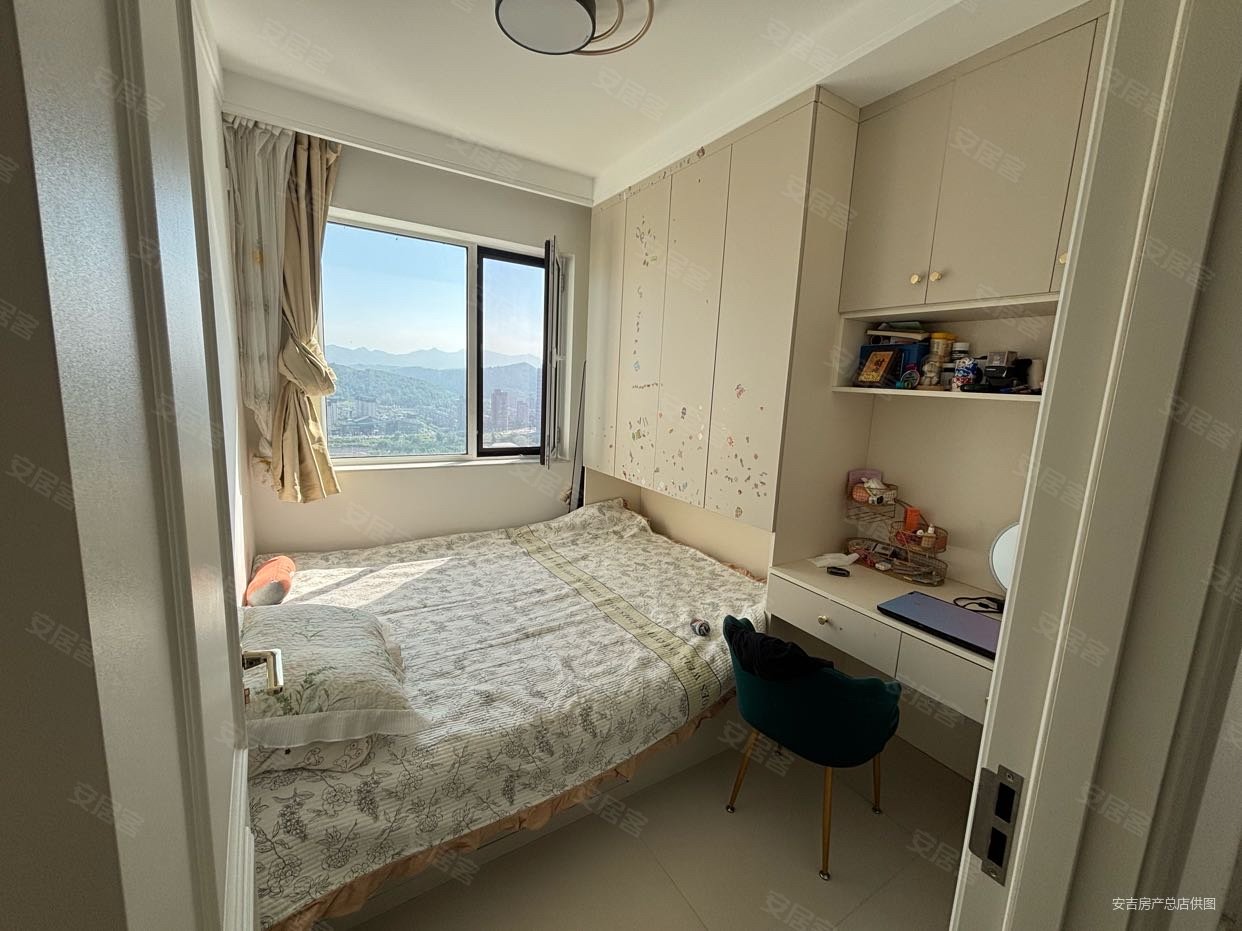 太子城5期3室2厅1卫121.86㎡南76.8万