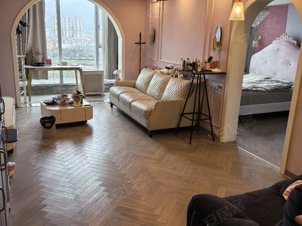 金华东阳东阳江北美的国宾府美的国宾府，中央空调带地暖，豪华公主房带衣帽间3000月出租房源真实图片