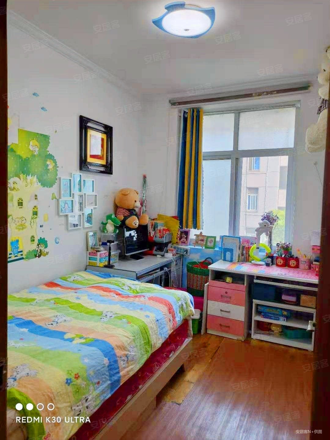 船厂向阳小区2室1厅1卫62㎡南北56万