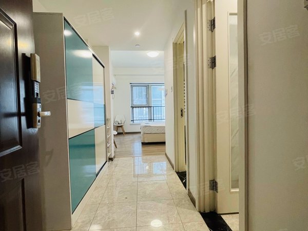 【多图】新城领寓,经十西路租房,短租,可押一付一,家具家电齐全领包