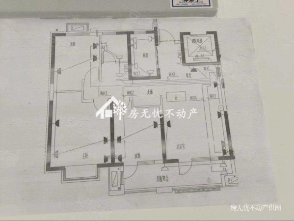 涌鸿观澜3室2厅1卫119㎡南北82万