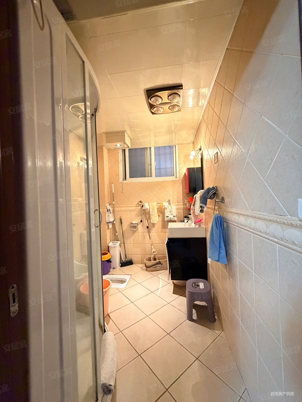 景新花园3室2厅2卫132.71㎡东南58.8万