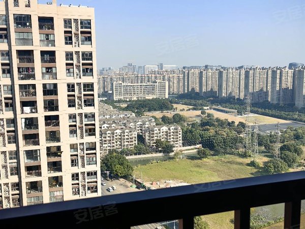 苏州姑苏姑苏城区锦华星光花园锦华星光花园主卧带独卫独厨,无中介费