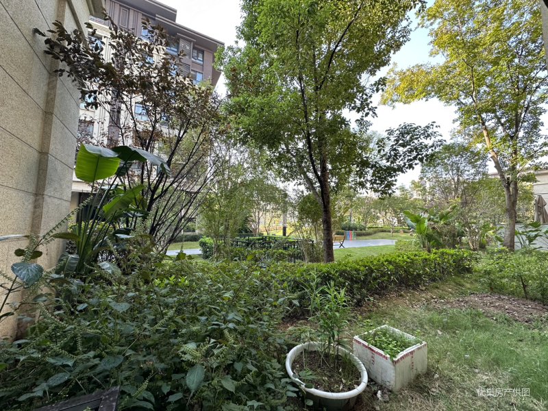 铜梁金科集美东方(一期)4室2厅2卫118㎡东南83.8万