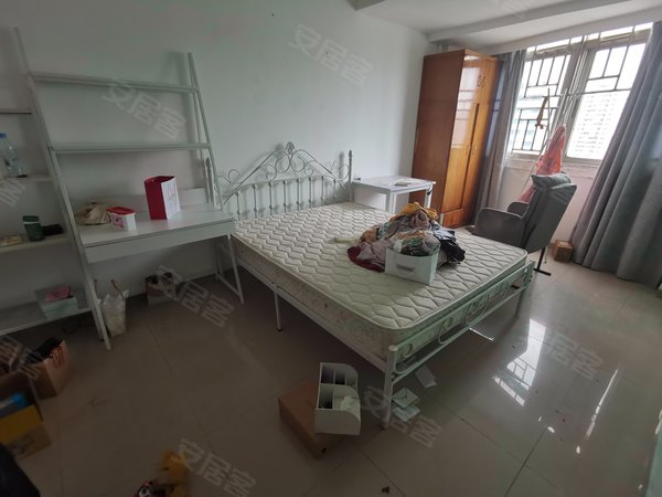 深圳福田岗厦福源大厦岗厦地铁口大三房两厅两卫,可做宿舍出租房源