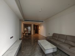 广州增城新塘保利335金融中心 3室2厅2卫 电梯房 豪华装修出租房源真实图片