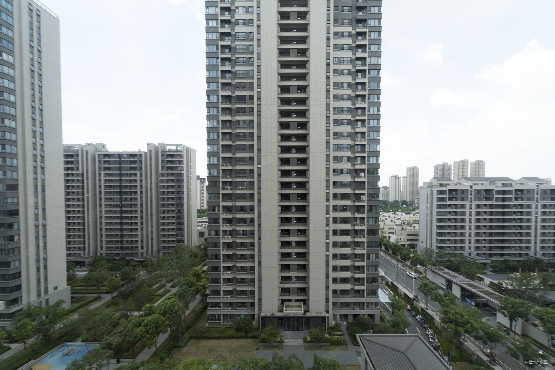 合肥房产网>合肥二手房>包河二手房>葛大店二手房>万科翡翠天际(b区)>