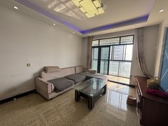 常熟东南开发区东南开发区中心招商城永旺旁,通勤方便,精致装修,看房方便,拎包入住。可短租出租房源真实图片