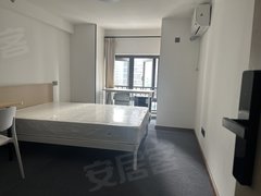 重庆江北石马河保利阅江台公寓 可以押一付一 短租出租房源真实图片