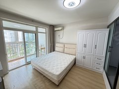 青岛市北新都心无中介!必看好房!近长沙路地铁站 凯德新都心 精装独卫带阳台出租房源真实图片